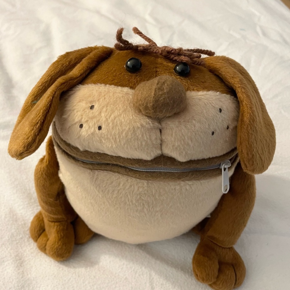 Pup Goblin Finger Puppet Holder NWOT